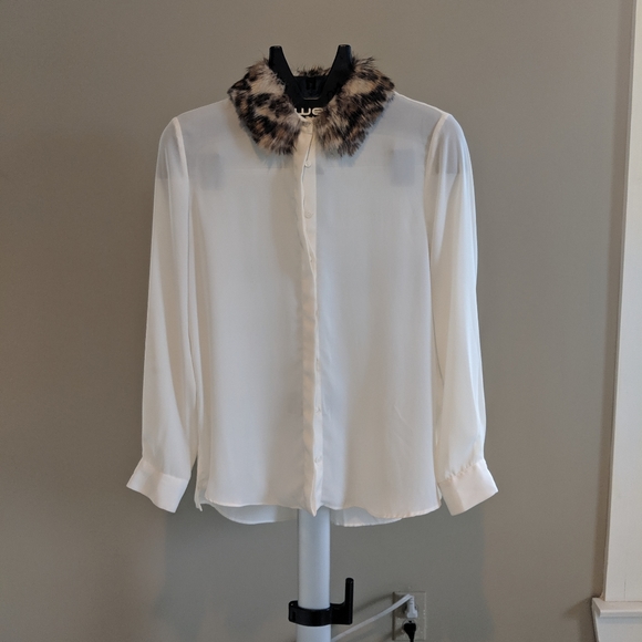 Zara | Tops | Zara Cream Blouse With Faux Leapord Fur Collar | Poshmark